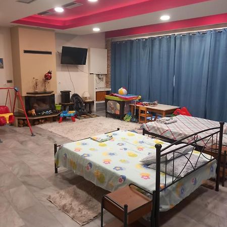 House Marios Airport Apartment Spata  Bagian luar foto