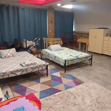 House Marios Airport Apartment Spata  Bagian luar foto
