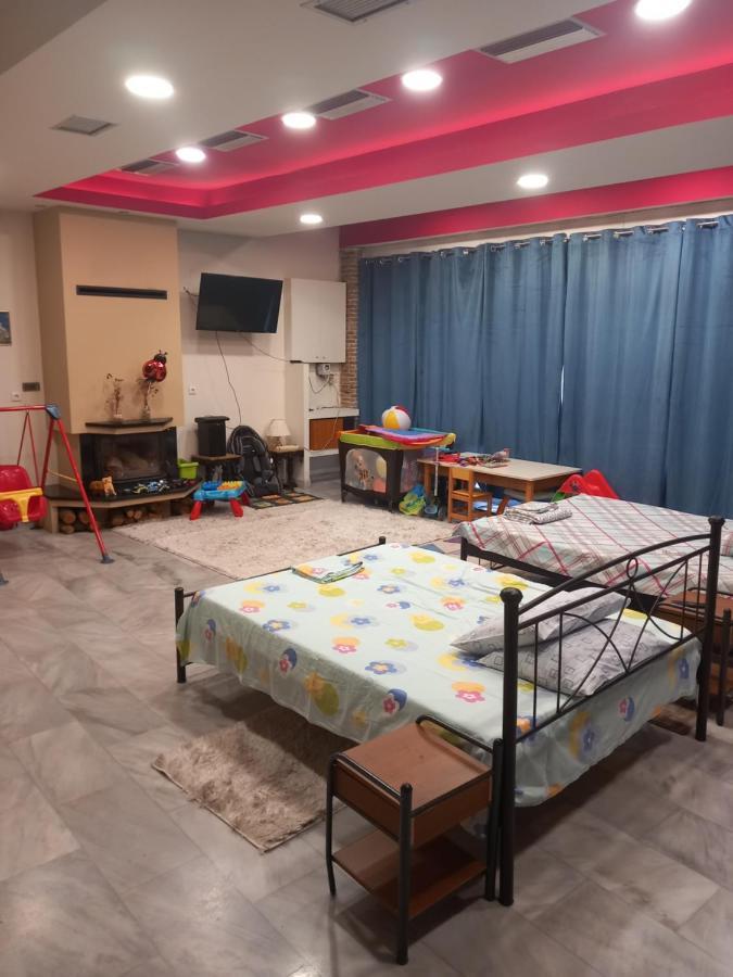 House Marios Airport Apartment Spata  Bagian luar foto